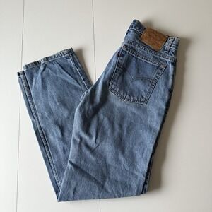 Vintage Levi's Women's 512s Size 8 REG L Light Wash Straight Leg Slim Fit